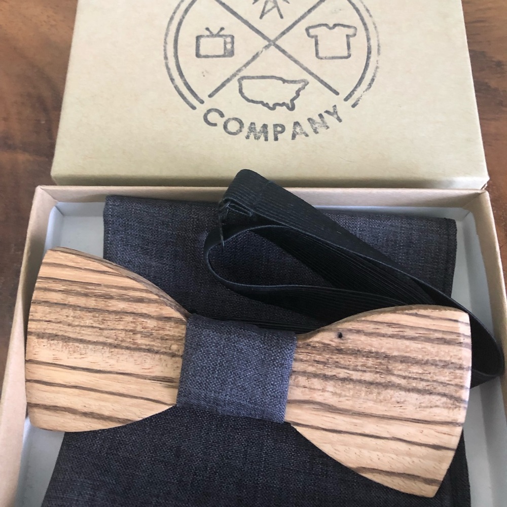 TV Head Wood Bowtie